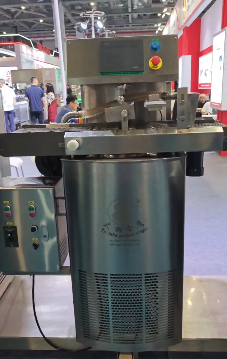 25-60L Schokoladen-Temperiermaschine
